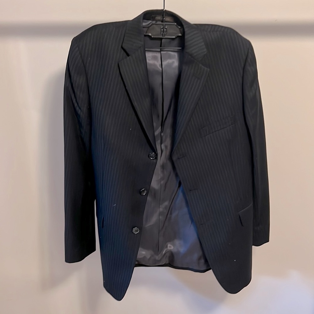 Three-Button Black Wool Jacket from Joseph Abboud